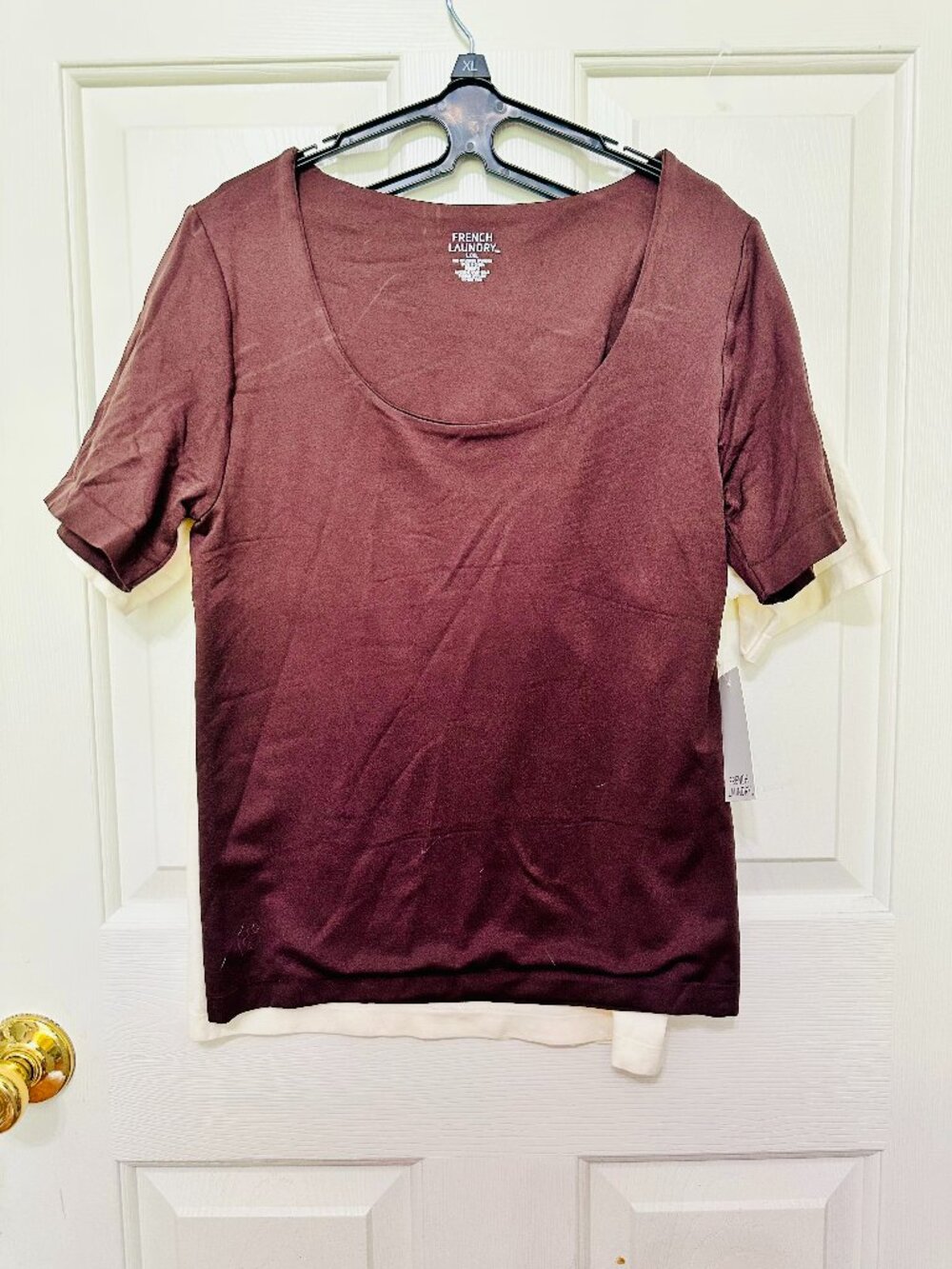 2-PACK FRENCH LAUNDRY IVORY AND BROWN FITTED SEAMLESS SHORT SLEEVE  T-SHIRT L/XL